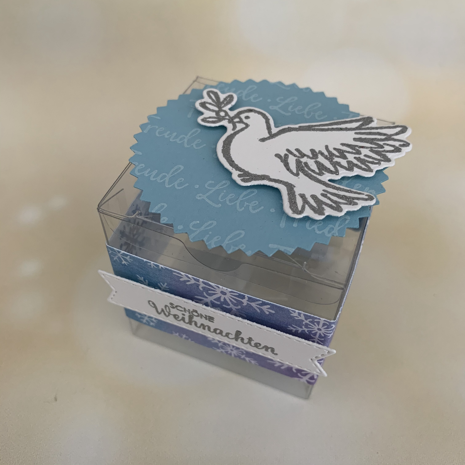 Freude, Liebe, Frieden - AzetatboxIMG_2353.jpeg